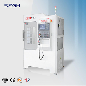 Petite fraiseuse CNC SZGH-540 | Tableau 500&times;400 mm | BT30 | Un op&eacute;rateur, plusieurs machines